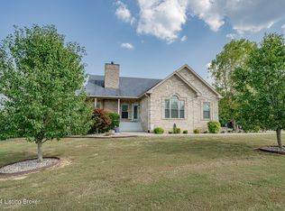 57 Cessna Ct, Taylorsville, KY 40071