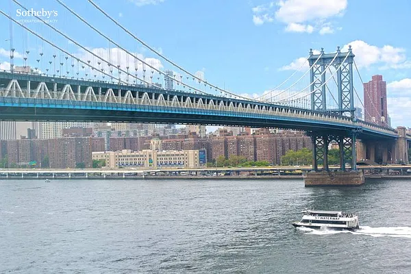 Rented by Sotheby's International Realty | media 34