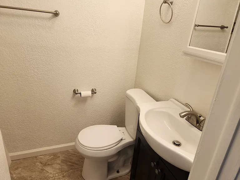 110 Congress St #3 — Photo 8