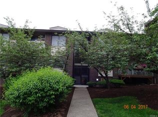 182 Country Club Ln, Pomona, NY 10970