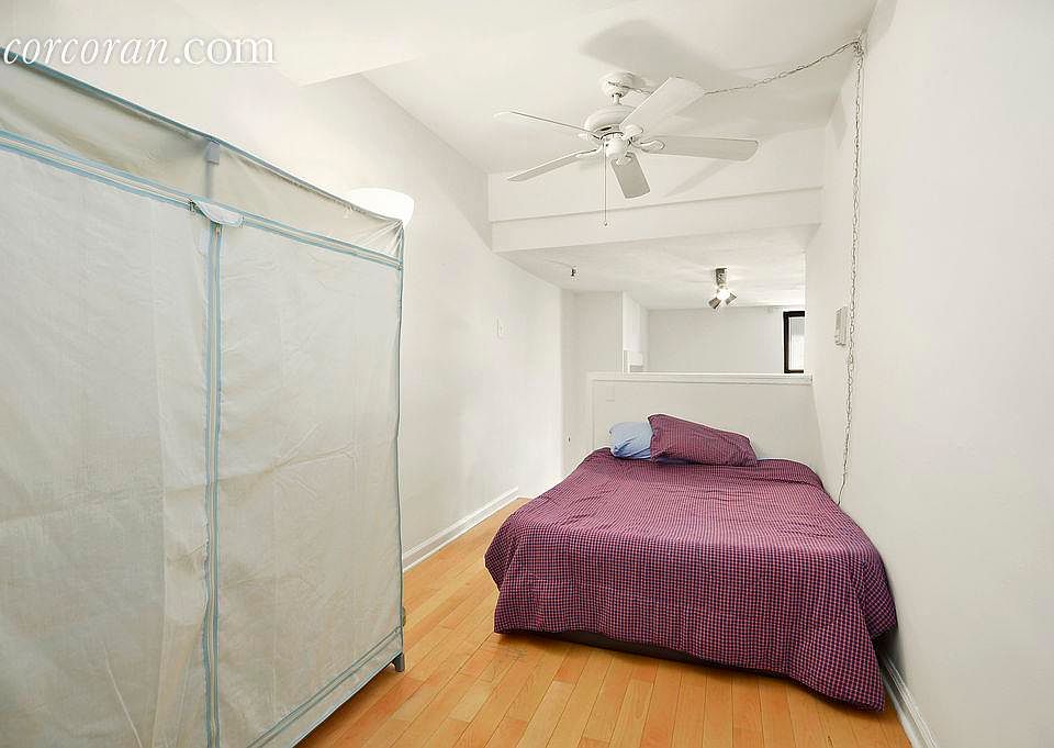 2nd image of 133 E 15th St APT 1A