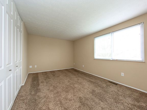 5th image of 11596 New Hope Dr