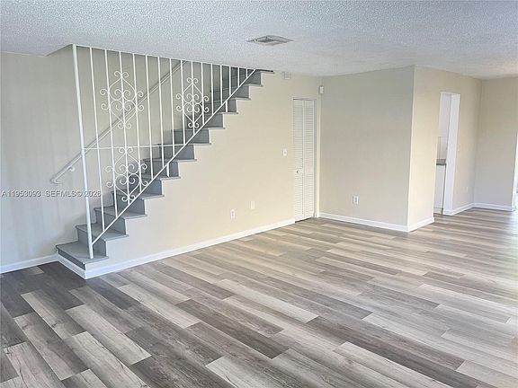 3rd image of 9503 SW 88th Ter Unit 9503