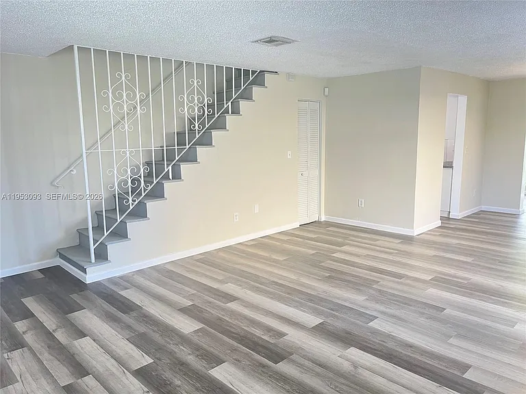 9503 SW 88th Ter #9503 — Photo 3