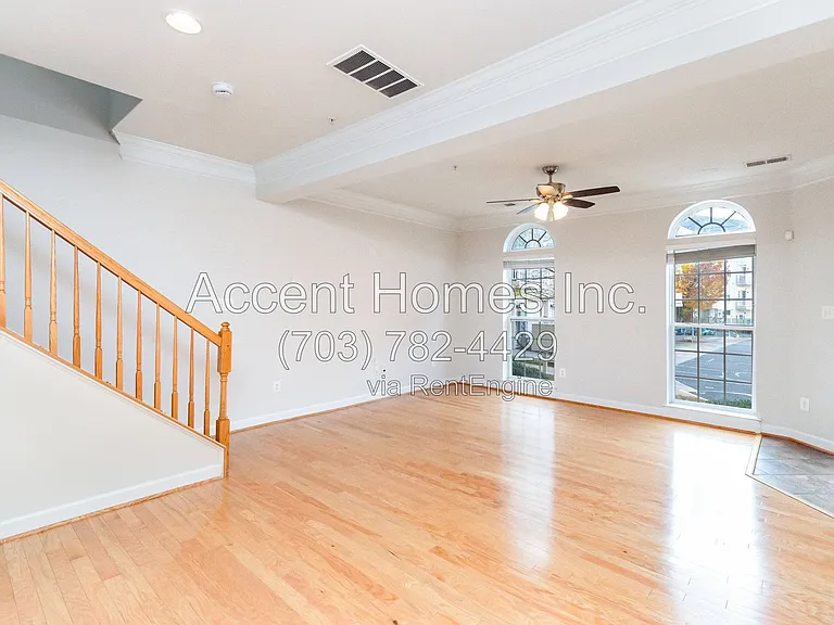 5675 Harrington Falls Ln #G — Photo 7