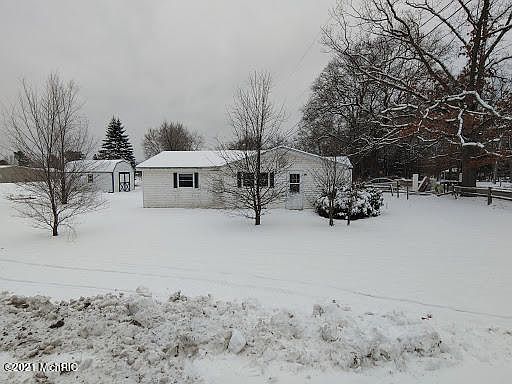 1st image of 10782 N Bingham Ave