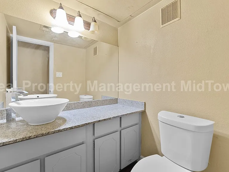 5516 Boca Raton Blvd #310 — Photo 17