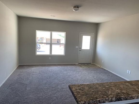 4th image of 4424 Olympic Dr
