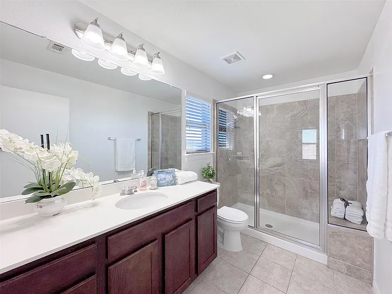251 Triumph Rd — Photo 20