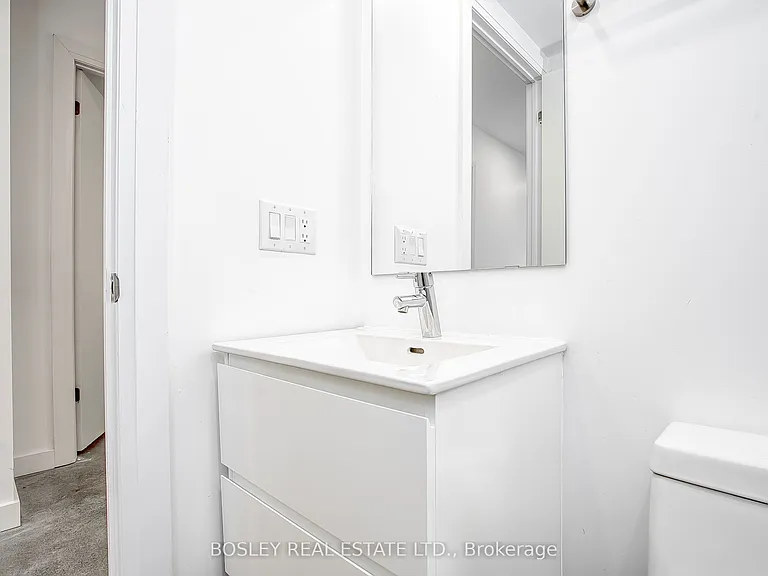 41 River St #52 — Photo 9