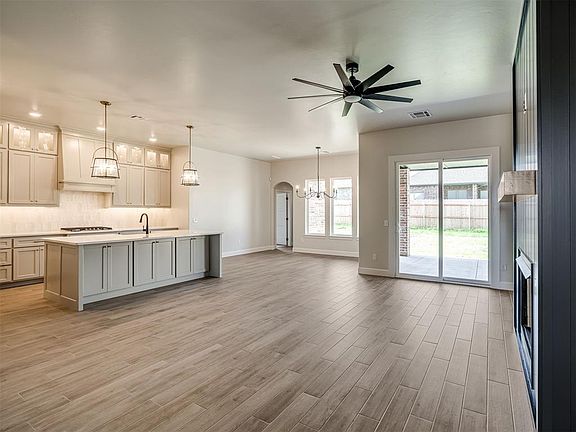 4th image of 10448 SW 50th St