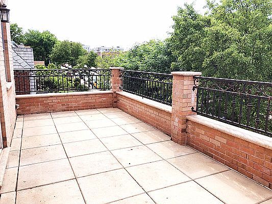 4th image of 20-13 35th St #3