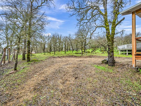 3rd image of 19402 Moon Ridge Road