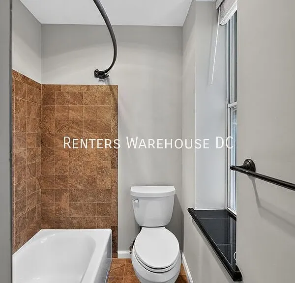 1900 15th St NW #5 — Photo 3