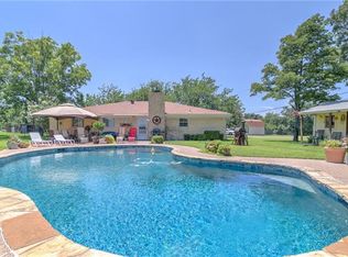 4615 Francis Ct, Granbury, TX 76049