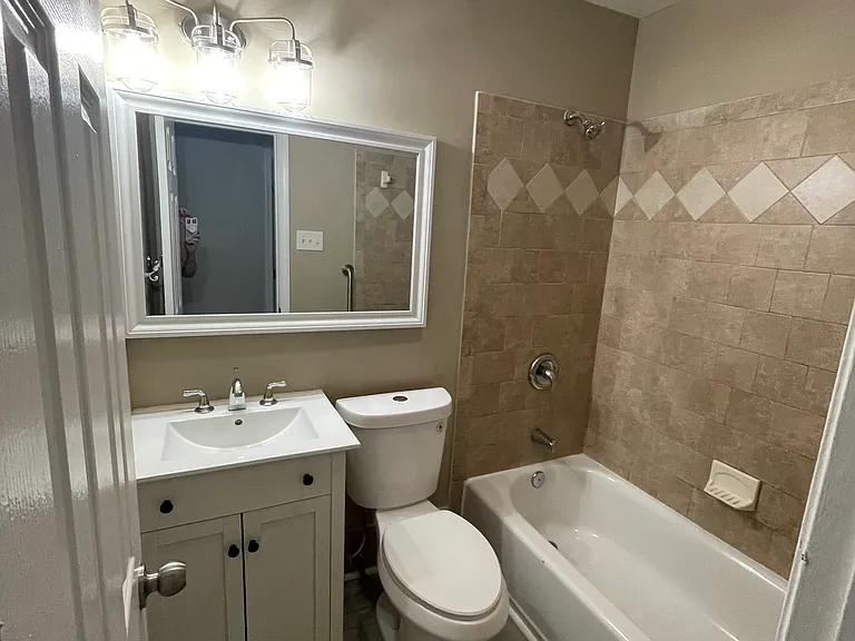 13334 Warwick Springs Dr — Photo 12