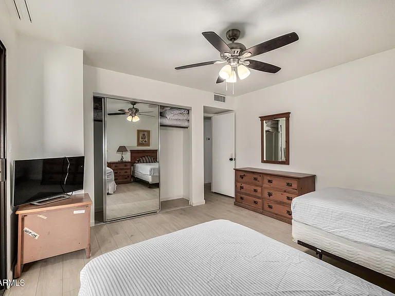 886 W Galveston St #131 — Photo 24