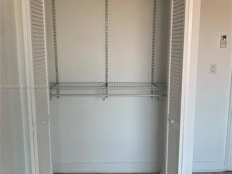 712 SW 56th Ave #8B — Photo 6