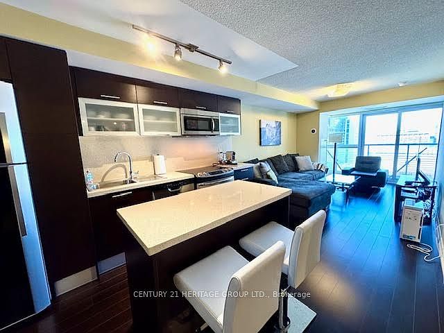 386 Yonge St #2312, Toronto, ON M5B 0A5 | MLS #C12314592