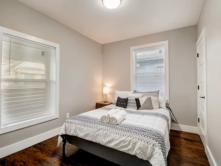 317 N Forest Ave — Photo 14