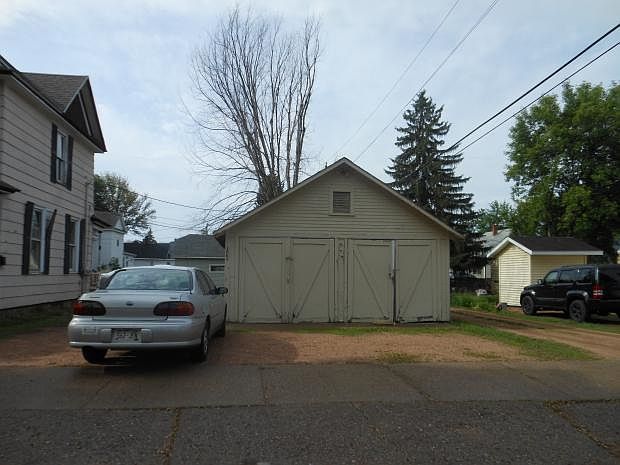 2nd image of 1002 S 6th Ave