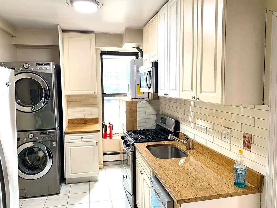 1st image of 21-26 Newtown Ave #2R