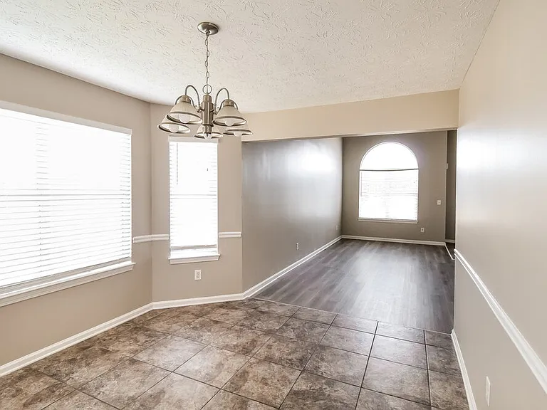 5550 Wellborn Creek Dr — Photo 8