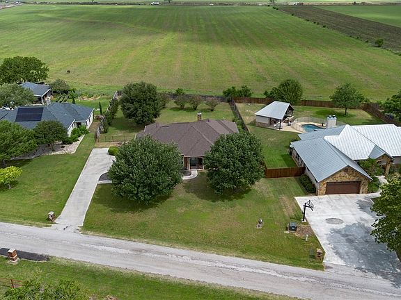 4th image of 256 Kimbrough Rd