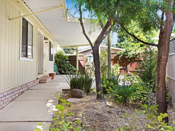 49 Laguna Seca Court, St. Helena, CA 94574