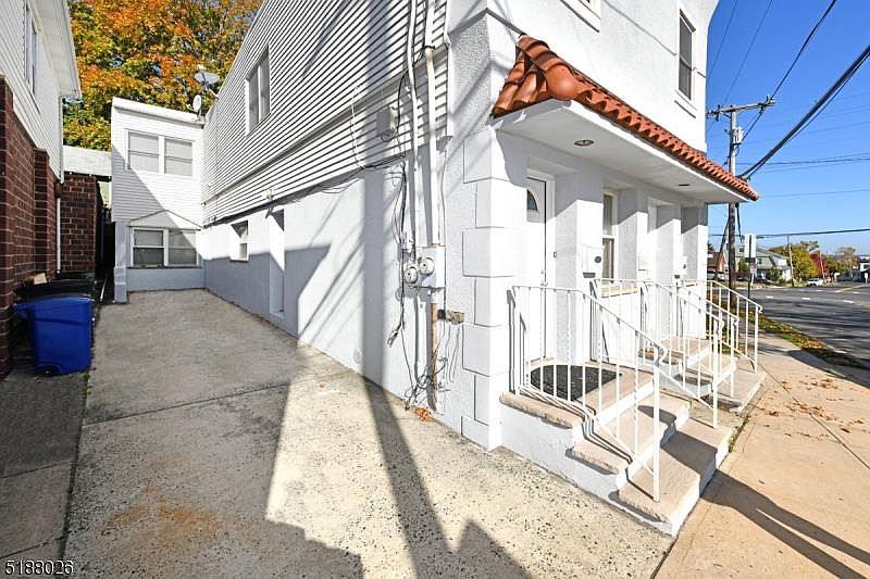 1st image of 506 Washington Ave
