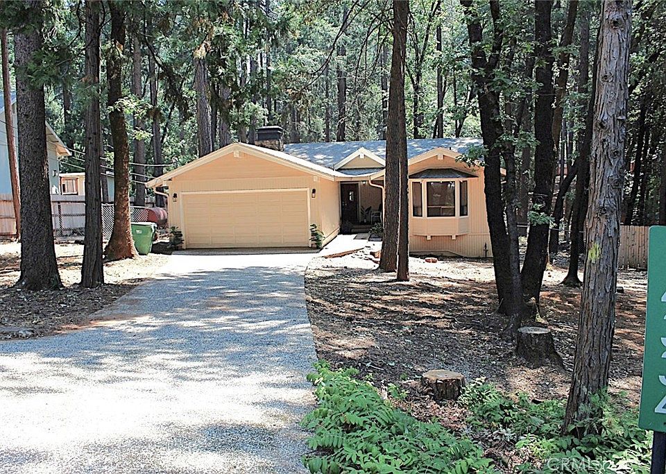 1st image of 14334 Sinclair Cir