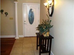 206 Twin Lakes Rd, Eastpoint, FL 32328