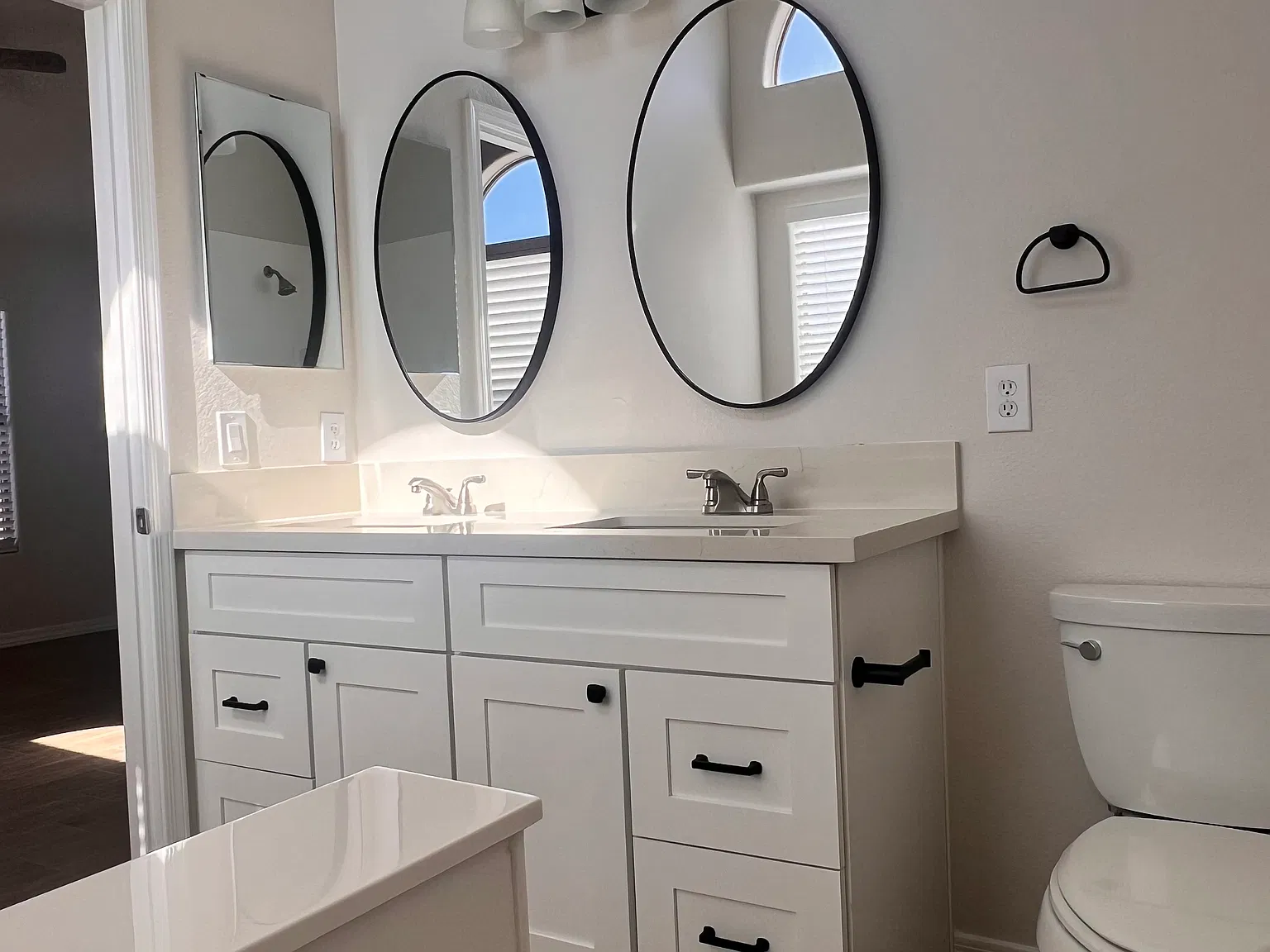 3 bed, 1655 sqft, $2,400 — Photo 1