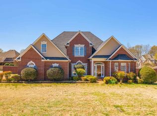39 Epperson Dr, Jackson, TN 38305