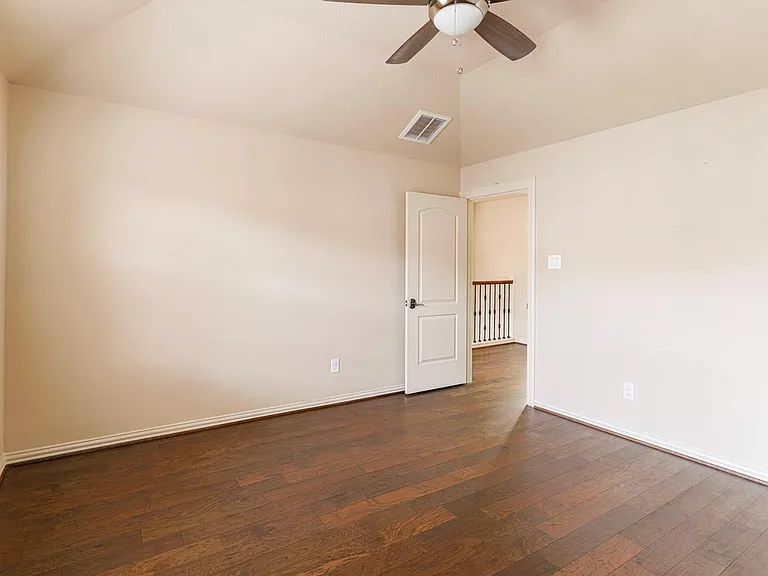 13417 Preston Cliff Ct — Photo 33