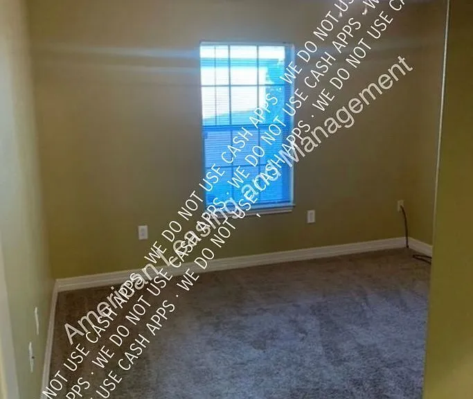 800 Treadwell Ave — Photo 11