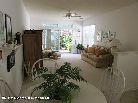 5th image of 7 Silverwoods Dr