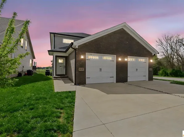 6618 Night Horse St, Bowling Green, KY 42101
