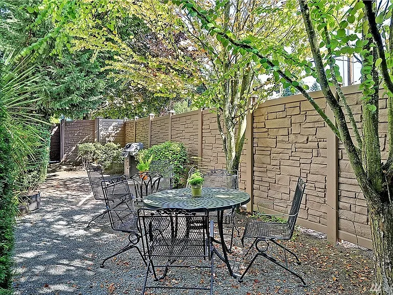 8659 Delridge Way SW #B3 — Photo 4