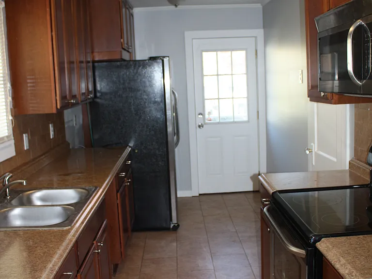 5725 Highland Ave — Photo 15