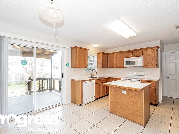 5th image of 11658 Alexis Forest Dr