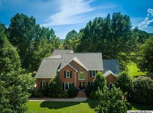116 Shawnee Dr, Huntsville, AL 35806