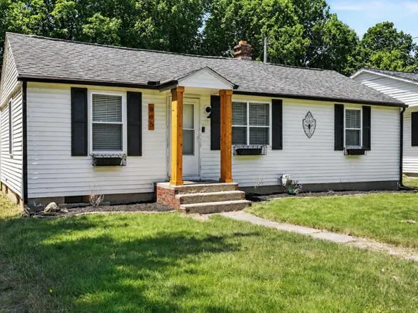 315 N Cedar St, Schoolcraft, MI 49087