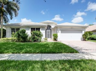 6826 Fiji Cir, Boynton Beach, FL 33437