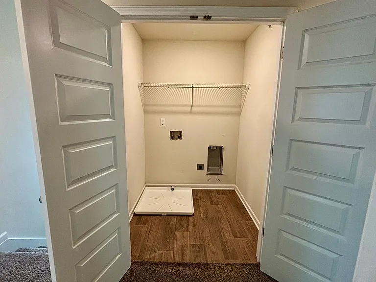 629 Carlton Pointe Dr — Photo 6