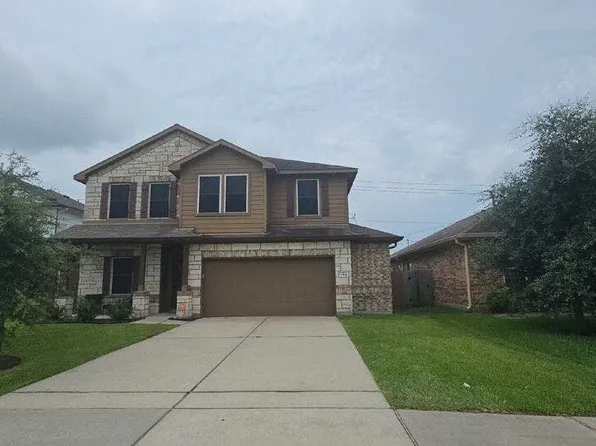 4514 Flycatcher Ct, Baytown, TX 77521