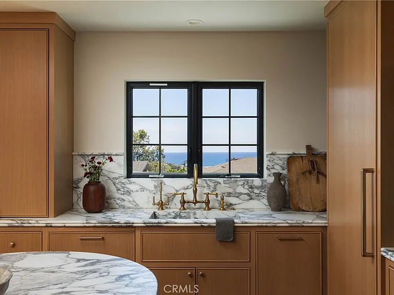 2703 Via Montecito — Photo 10