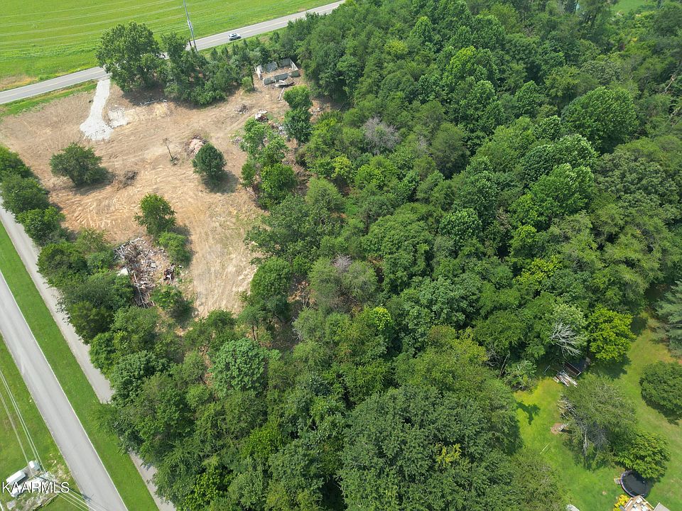 1st image of 1024 S Old Sevierville Pike