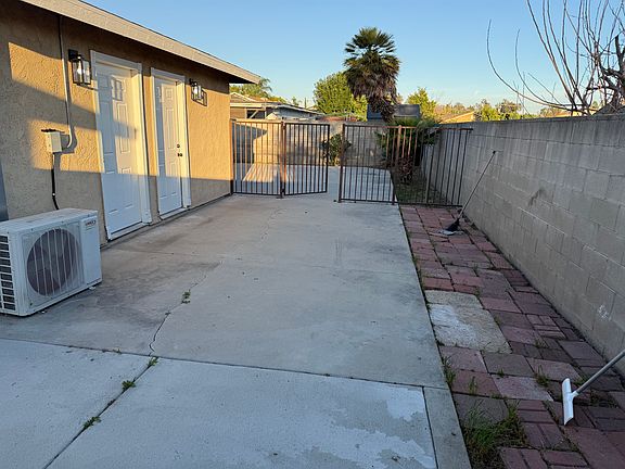 4th image of 14805 Pine Ave #B