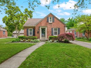 9924 Arden St, Livonia, MI 48150